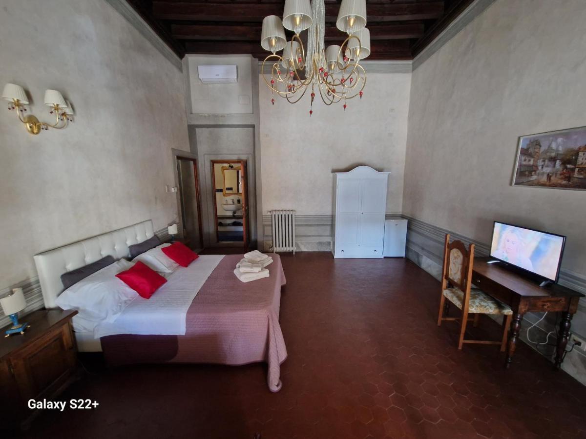 B&B I Rinascimenti Firenze Bagian luar foto