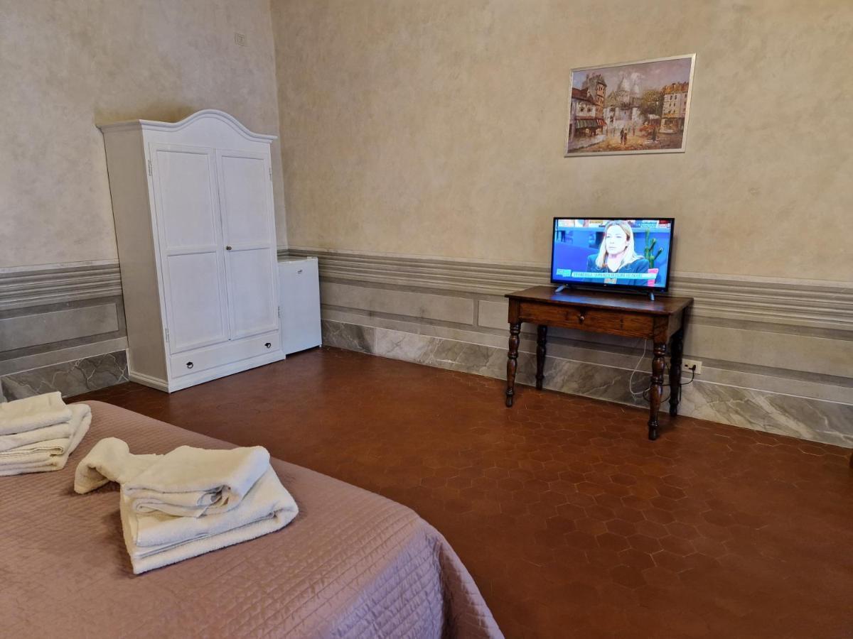B&B I Rinascimenti Firenze Bagian luar foto