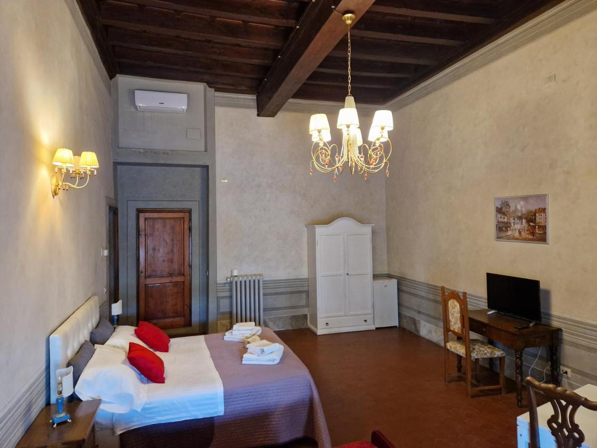 B&B I Rinascimenti Firenze Bagian luar foto